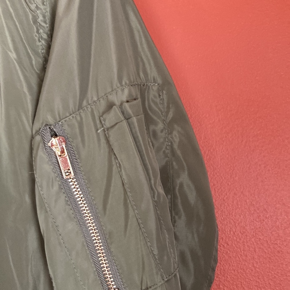 CHARLOTTE RUSSE JACKET - Picture 7 of 12